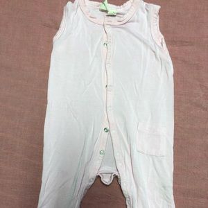 Kyte baby romper, so soft and cute